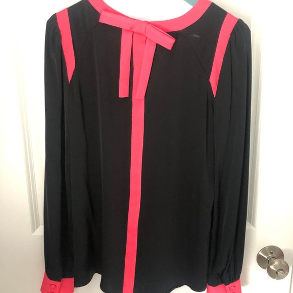 Brand New Without Tag Women’s Black & Bright Pink Milly Silk Top. Size 2. - Picture 3 of 5